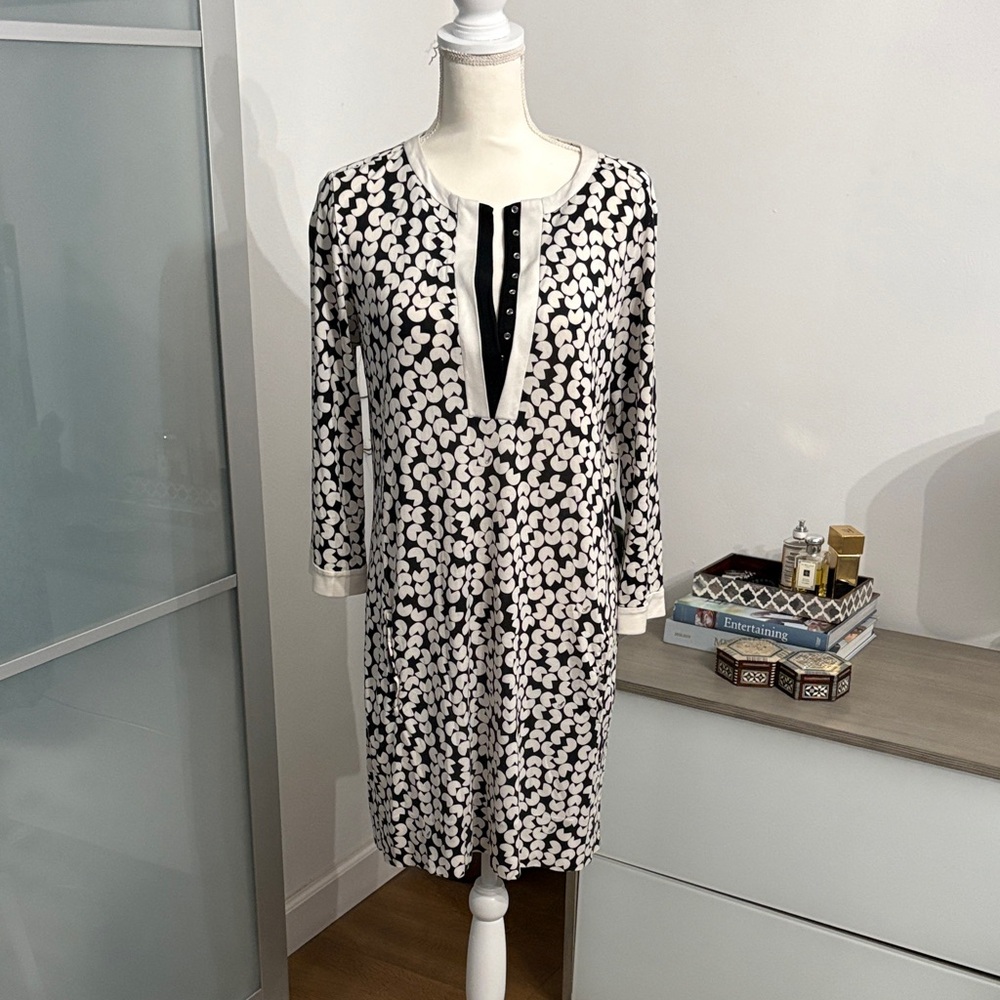 Diane Von Furstenberg Black and White Dress
